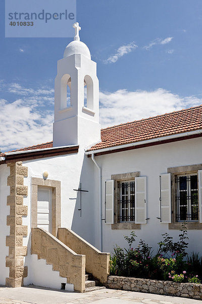 Christliche Kirche  Kyrenia  auch Girne  Nordzypern  Zypern  Europa
