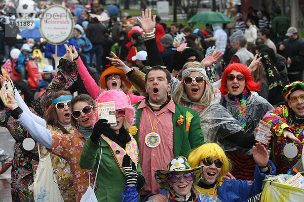 Karneval  Rosenmontagszug in Koblenz  Rheinland-Pfalz  Deutschland  Europa