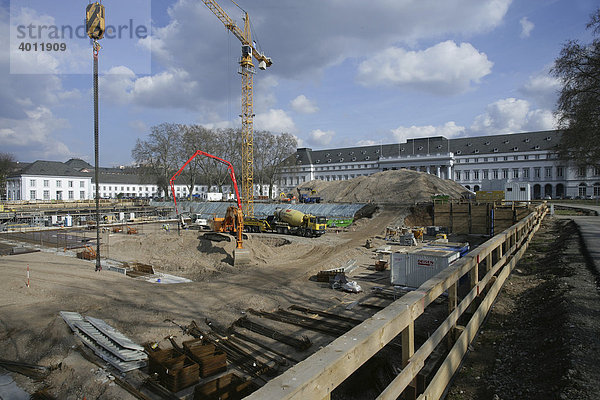 Bauarbeiten zur Bundesgartenschau 2011 am Kurfürstlichen Schloss in Koblenz  Rheinland-Pfalz  Europa