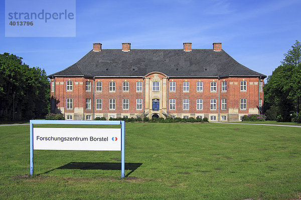 Herrenhaus Schloss Borstel  Borsteler Forschungszentrum  Kreis Stormarn  Schleswig-Holstein  Deutschland  Europa