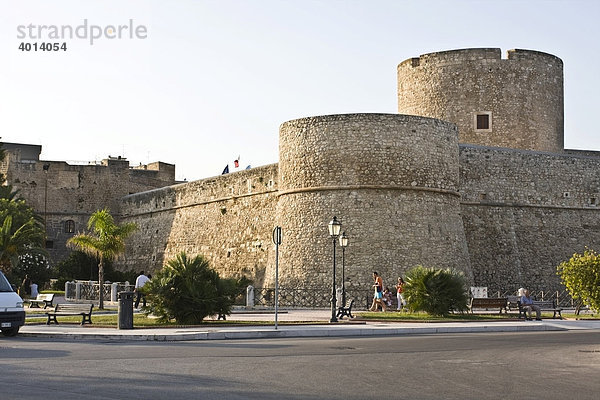 Schloss von Manfredonia  Nationales Archäologisches Museum  Apulien  Foggia  Italien  Europa