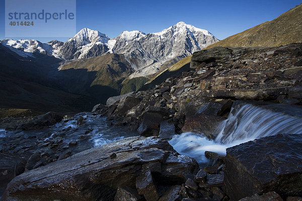 Ortler  Gebirgsbach  Sulden  Ortlergruppe  Nationalpark Stilfserjoch  Südtirol  Italien  Europa