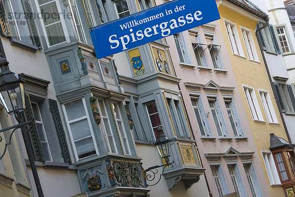 Häuser in der Spisergasse  Fußgängerzone  Altstadt  St. Gallen  Kanton St. Gallen  Schweiz