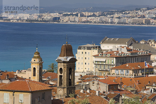 Blick vom Schlossberg über die Altstadt auf das Meer  Skyline  Panorama  Nizza  Cote d'Azur  Frankreich