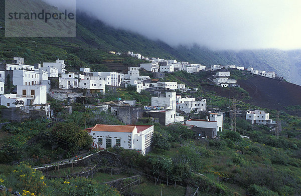 Blick auf Sabinosa  Dorf  El Hierro  Kanarische Inseln  Spanien  Europa