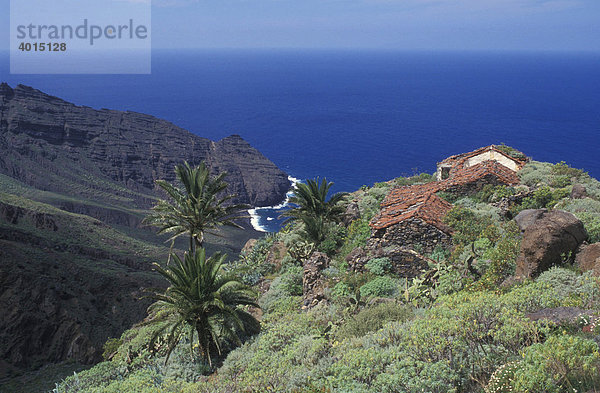 Landschaft bei Arguamul  verlassene Häuser  La Gomera  Kanarische Inseln  Spanien  Europa