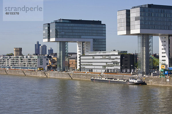 Bürogebäude  Wohnhäuser  moderne Architektur  Rheinauhafen  Rheinauhalbinsel  Rhein  Köln  Nordrhein-Westfalen  Deutschland  Europa