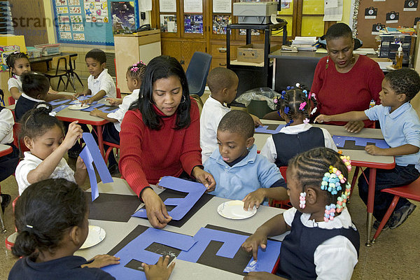 Vorschulklasse in der Crary Elementary Grundschule  Detroit  Michigan  USA