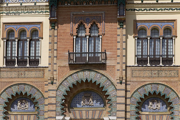 Parque Maria Luisa  Park  Museo de Arte y Costumbres  Völkerkundemuseum  Mudejar Architektur  Sevilla  Andalusien  Spanien  Europa
