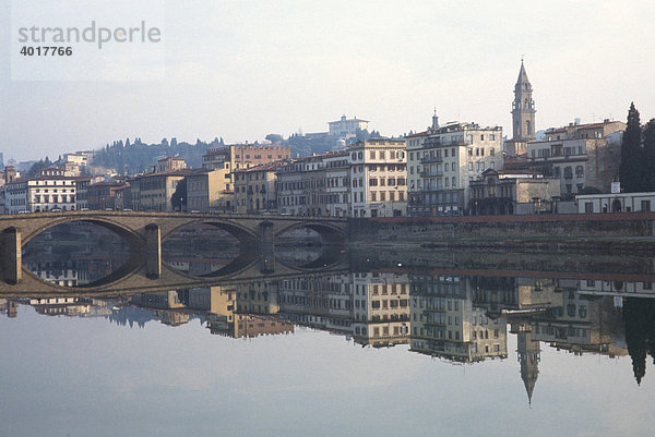 Panorama am Arno  Florenz  Toskana  Italien
