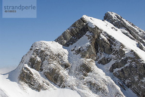 Verschneite Berge im Nationalpark Gesäuse  Steiermark  Oberösterreich  Österreich  Europa