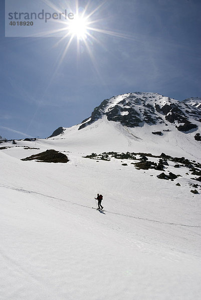 Skitour in Rauris  Nationalpark Hohe Tauern  Salzburg  Österreich  Europa