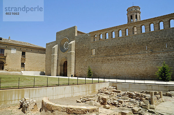 Monasterio de Rueda  Kloster  Hotel  Sastago  Tal des Ebro  Aragon  Spanien  Europa