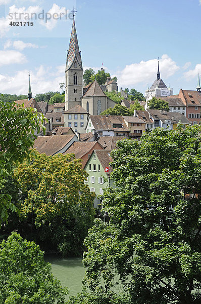 Altstadt  Kirche  Fluss Limmat  Baden  Aargau  Schweiz  Europa