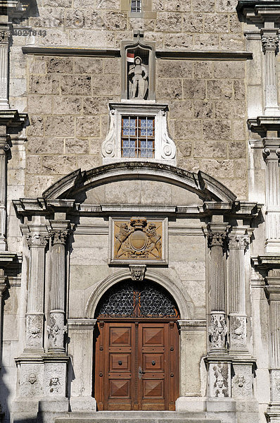 Eingang  Tür  Rathaus  Solothurn  Schweiz  Europa