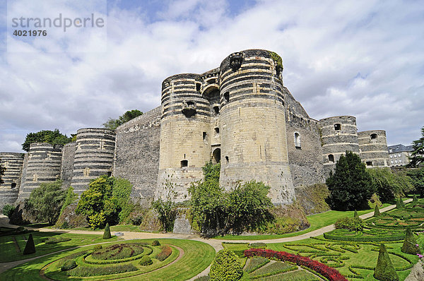 Chateau  Schloss  Burg  Angers  Pays de la Loire  Frankreich  Europa
