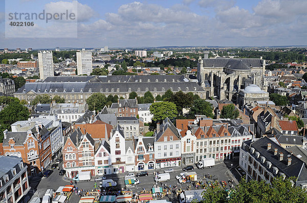 Musee des Beaux Arts  Museum der schönen Künste  Kathedrale Saint Vaast  Stadtansicht  Übersicht  Arras  Nord Pas de Calais  Frankreich  Europa