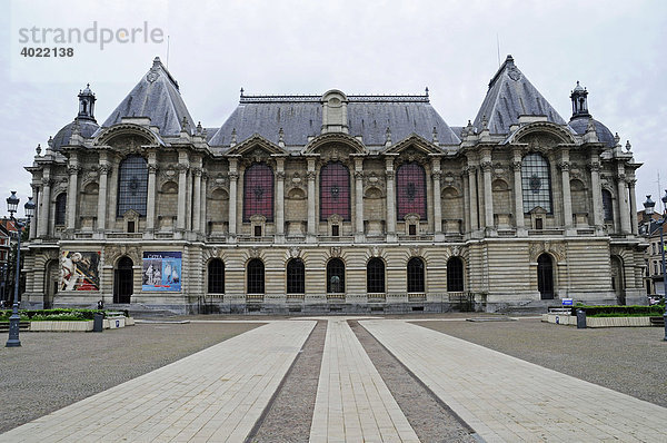 Platz  Place de la Republique  Palais des Beaux Arts  Museum der schönen Künste  Lille  Nord Pas de Calais  Frankreich  Europa
