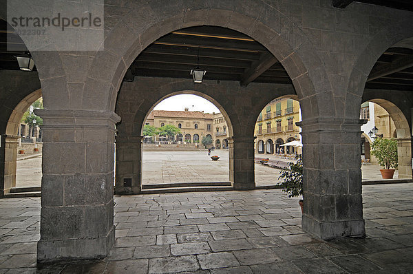 Arkaden  Placa Mayor  Platz  Poble Espanyol  spanisches Dorf  Freilichtmuseum  Montjuic  Barcelona  Katalonien  Spanien  Europa