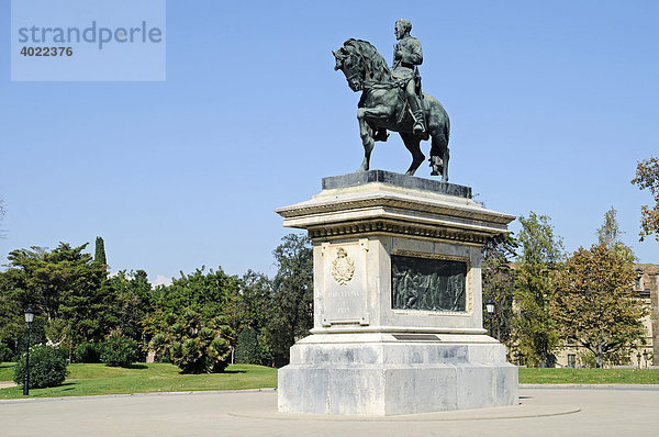 General Prim  Reiterstandbild  Denkmal  Parc de la Ciutadella  Park  Barcelona  Katalonien  Spanien  Europa