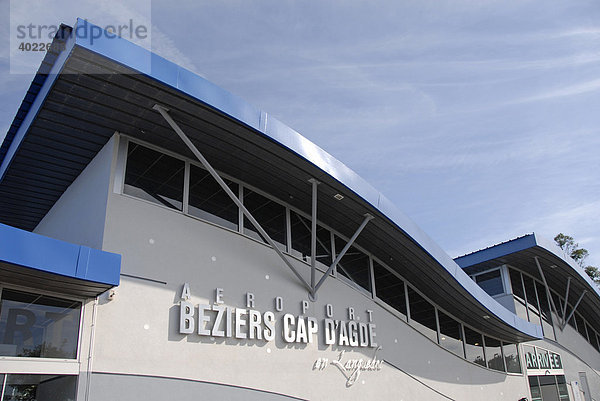 Flughafengebäude  BÈziers  Beziers  Cap D'Agde  Languedoc  Frankreich  Europa