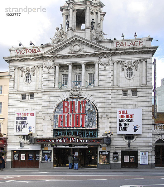 Theater  Victoria Palace  Billy Elliot Musical  London  England  Großbritannien  Europa
