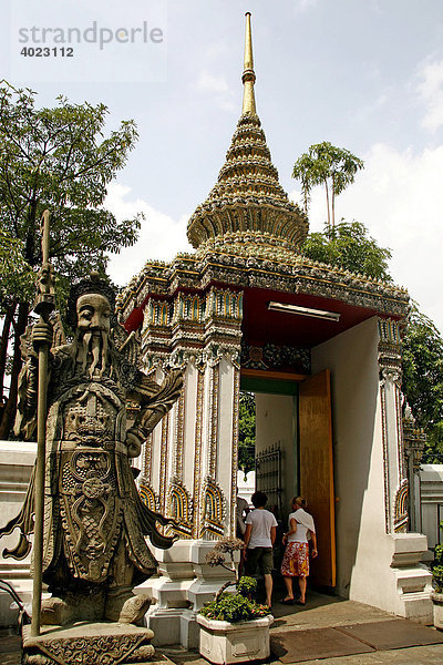 Eingangstor  Wat Pho  Bangkok  Thailand  Asien