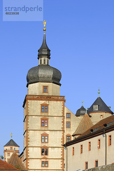 Turm  Festung Marienberg  Würzburg  Unterfranken  Bayern  Deutschland  Europa