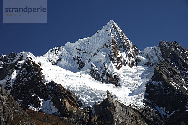 Jirishanca Chico  Cordillera Huayhuash  Peru  Südamerika