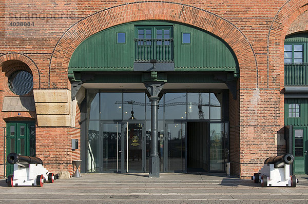 Internationales Maritimes Museum  Eingang  Hafencity  Hafen City  Speicherstadt  Hamburg  Deutschland  Europa