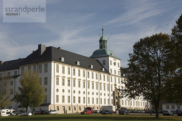 Südflügel und Hauptportal von Schloss Gottorf  das heute das Landesmuseum beherbergt  Schleswig an der Schlei  Schleswig-Holstein  Norddeutschland  Deutschland  Europa