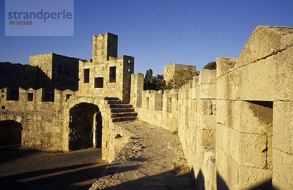 Stadtmauer von Rhodos-Stadt  Insel Rhodos  Griechenland  Europa