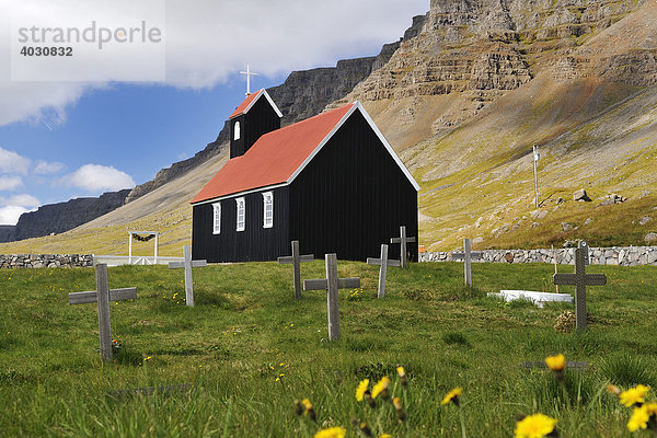 Kirche Saurbaer  Westküste  Island  Europa