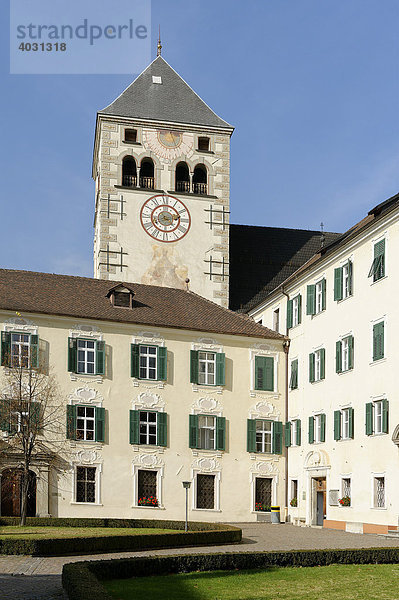 Augustiner-Chorherrenstift Neustift bei Brixen  Bressanone  Südtirol  Italien  Europa