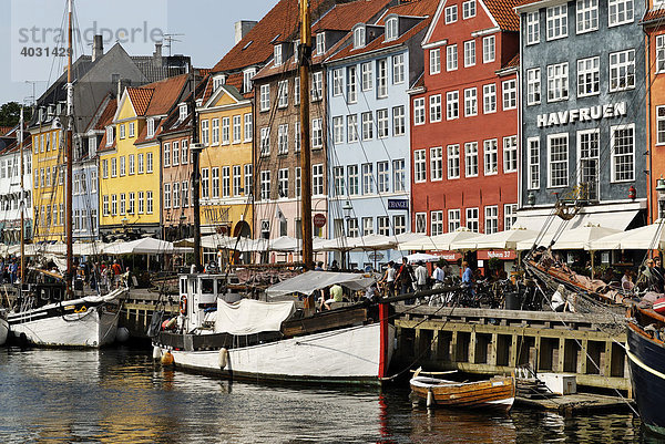 Hafen  Nyhavn  Kopenhagen  Dänemark  Europa