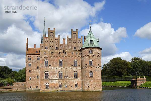 Egeskov Slot  Egeskov Schloss  Fünen  Dänemark  Europa