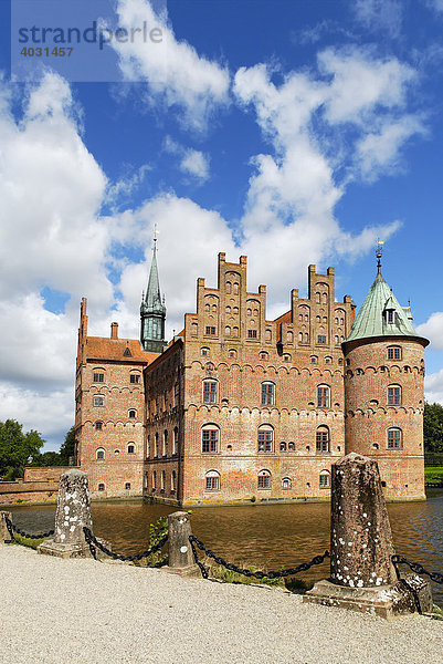 Egeskov Slot  Egeskov Schloss  Fünen  Dänemark  Europa