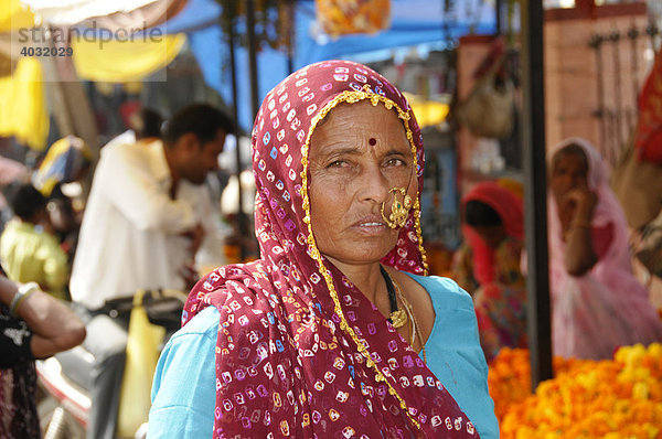 Portrait einer Inderin  Kota  Rajasthan  Nordindien  Asien
