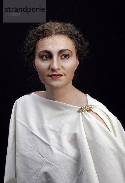 Römische Frau  Maskenbild  Theatermaske  Opernmakeup