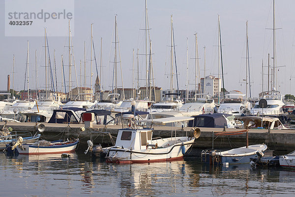 Boote  Hafen  Umag  Adria  Istrien  Kroatien  Europa