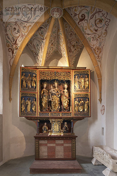Spätgotischer Flügelaltar in Stiftskirche Stift Ossiach  Kärnten  Österreich  Europa