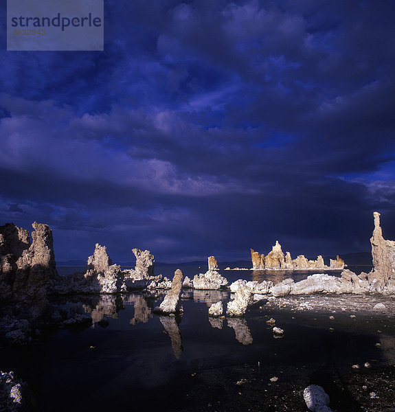 Mono Lake  See  Kaifornien  USA