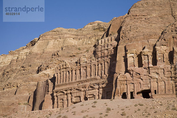 Königliche Gräber  Berg Al Khubta  Petra  Jordanien  Südwest Asien