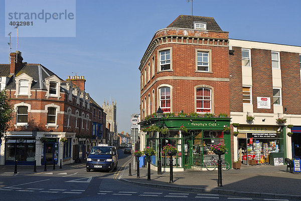 Häuserzeile  Innenstadt  Ley-Linien  König Artus Sage  Arthur  Glastonbury  Mendip  Somerset  England  Großbritannien  Europa