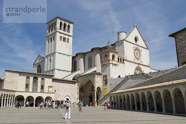 Basilika di San Francesco  Assisi  Umbrien  Italien  Europa