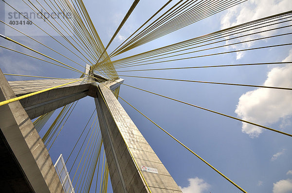 Brücke Oct·vio Frias de Oliveira  eingeweiht am 10. Mai 2008  am Rio Pinheiros  Stadtteil Morumbi  Sao Paulo  Brasilien  Südamerika