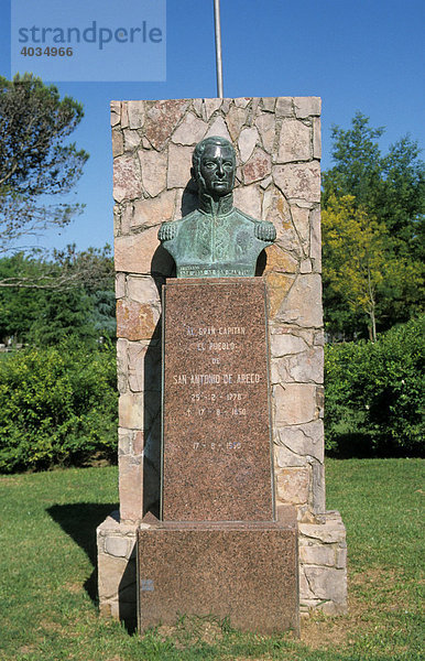 Monument für den Befreier Südamerikas  General Don José de San Martín  San Antonio de Areco  Provinz Buenos Aires  Argentinien  Südamerika