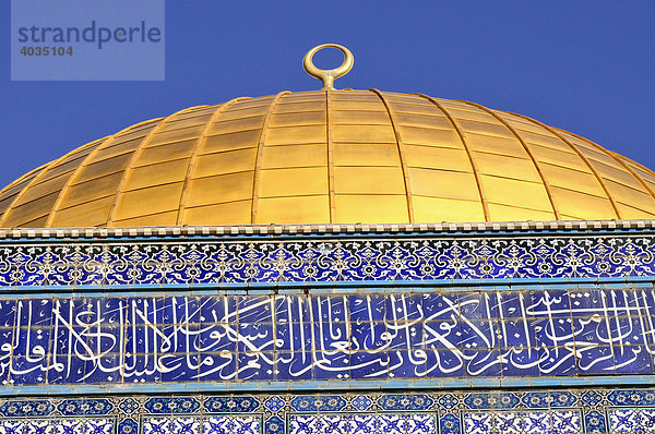 Goldene Kuppel des Felsendoms  Qubbet es-Sakhra  auf dem Tempelberg  Jerusalem  Israel  Naher Osten  Orient