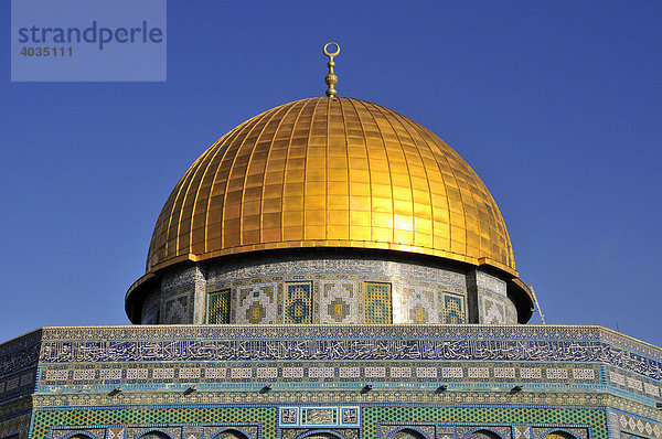 Goldene Kuppel des Felsendoms  Qubbet es-Sakhra  auf dem Tempelberg  Jerusalem  Israel  Naher Osten  Orient