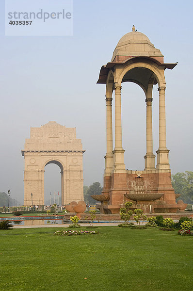 Baldachin  India Gate  Delhi  Indien  Südasien